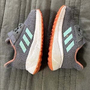 Adidas Kids Sneakers in Gray and Orange with Mint Accents